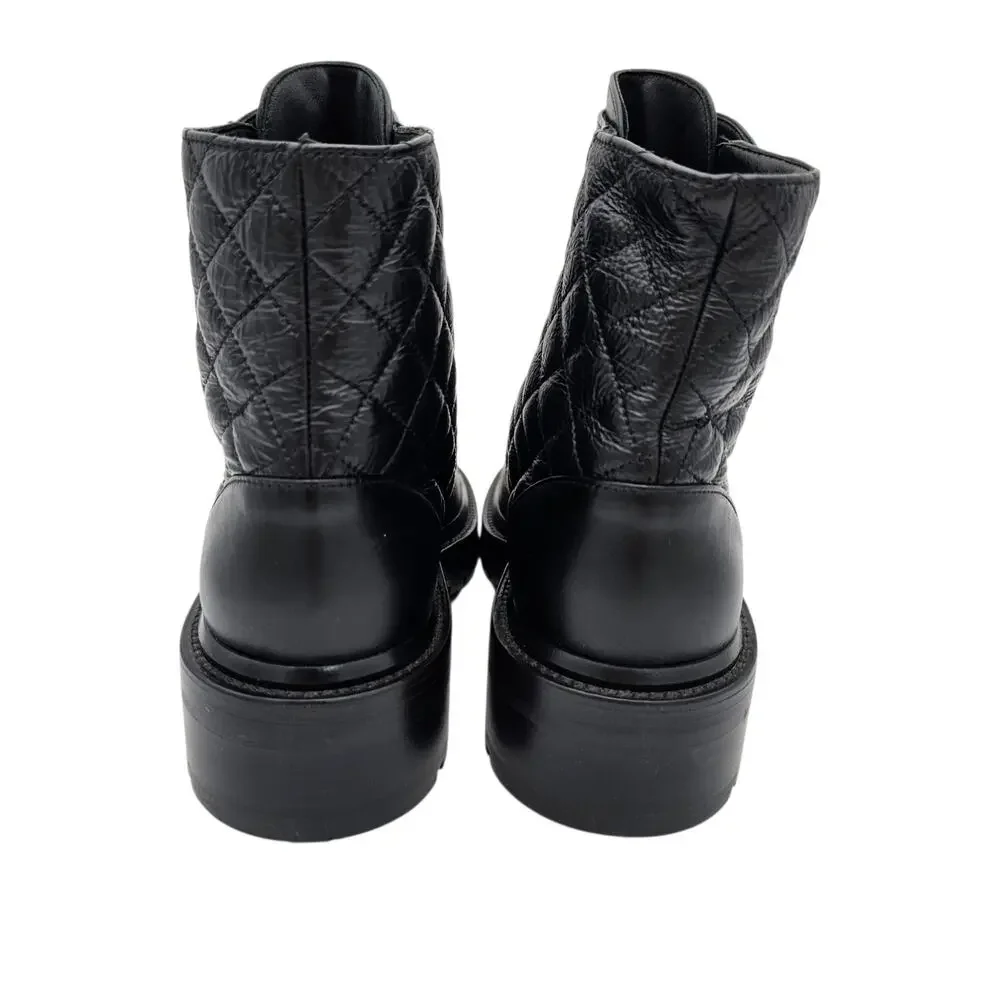 Chanel CC Chain Black Quilted Leather Combat Short Boot Lace Up Size 39 8 8.5